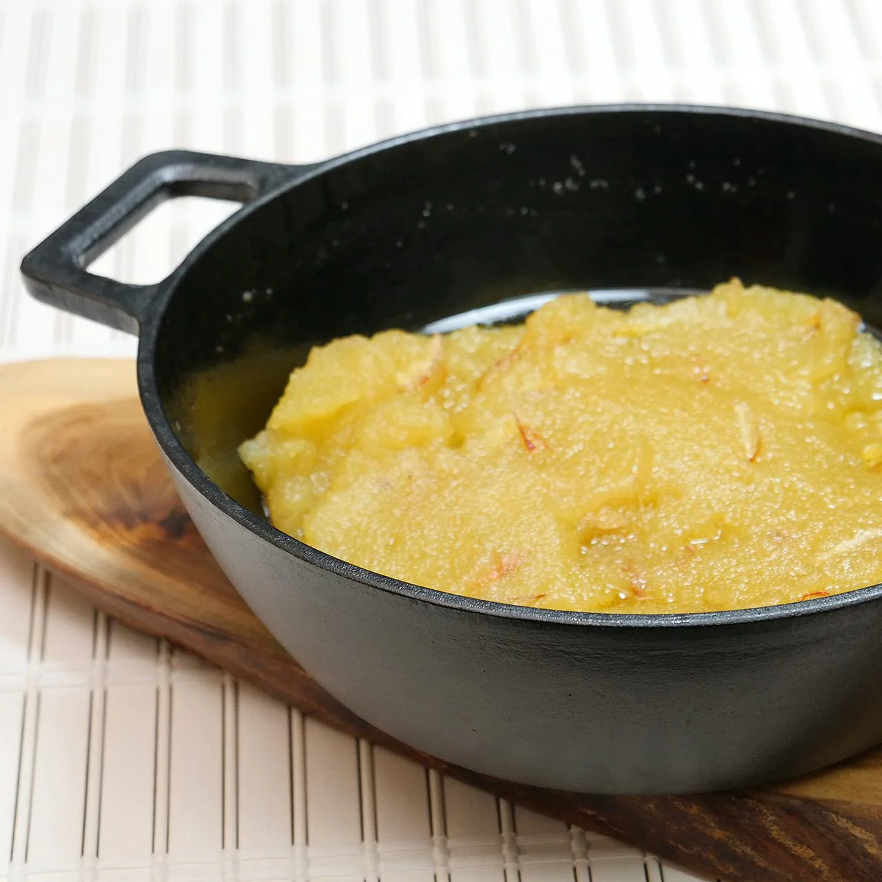 Combo: 12.5" Dosa tawa + Chopping Board Big + 11" Kadhai - Image 3